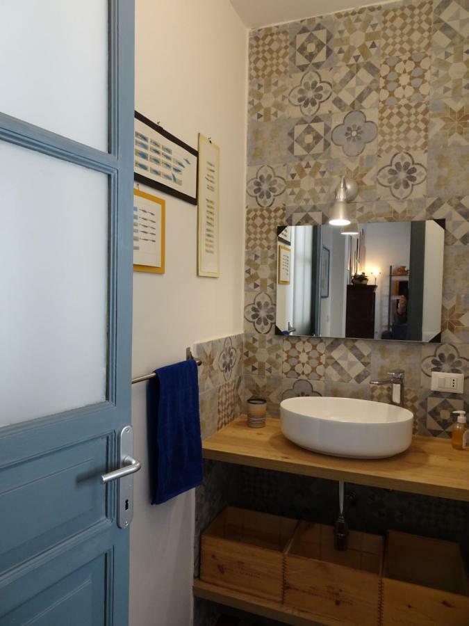 Casa Paloma Charme Lägenhet Palermo Exteriör bild